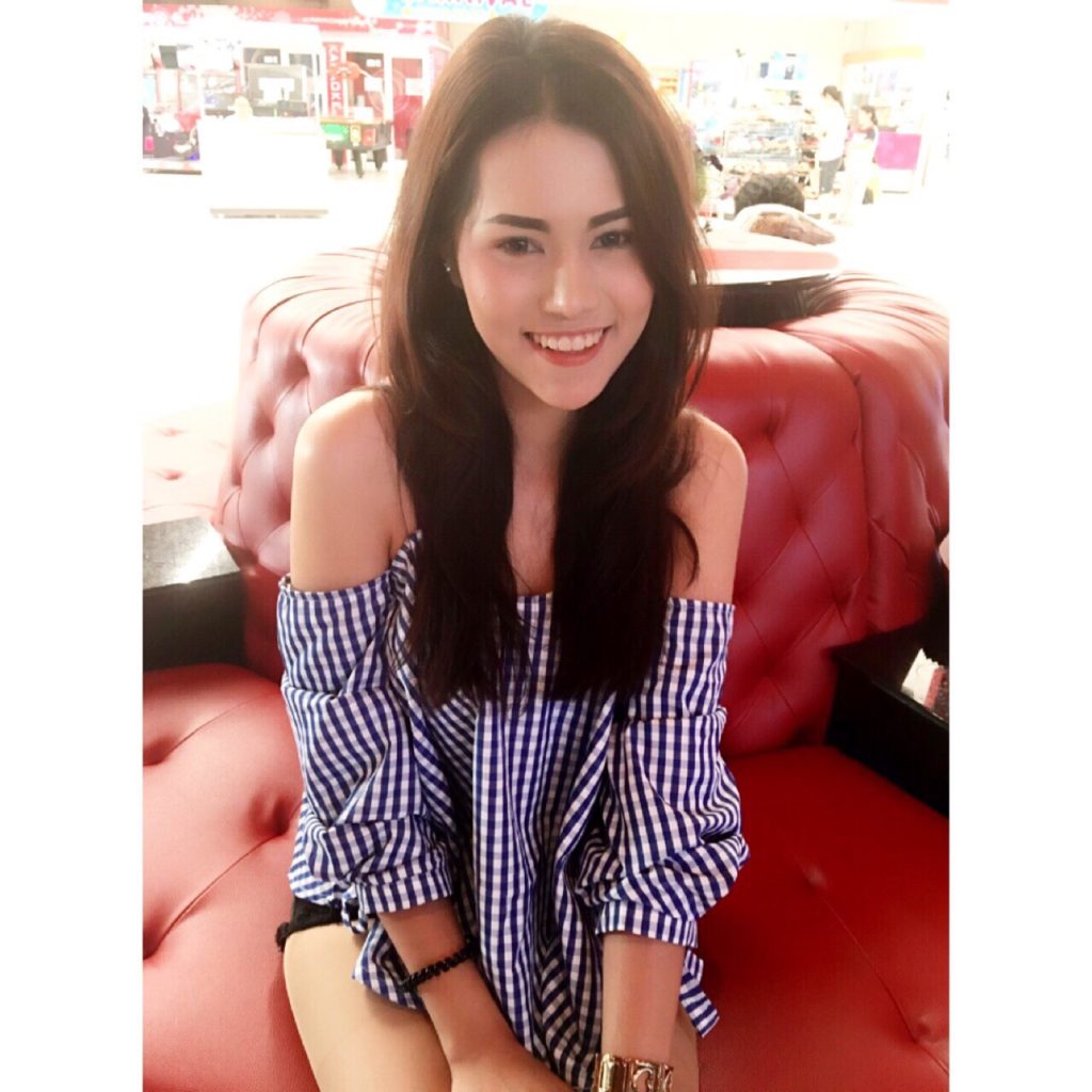 ก่อนเสริมหน้าอก ก่อนเสริมหน้าอก